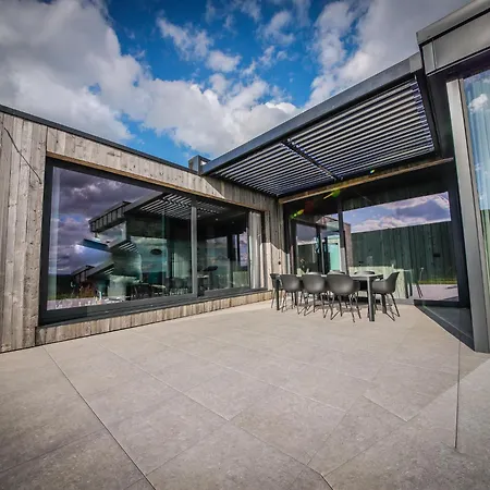 Maison Heurelijk Modern Finished Near Leuze 索姆勒兹